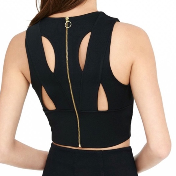 Express Tops - Express Criss Cross Back Cropped Top - Black Size S